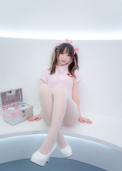 年轻女教师2在线播放