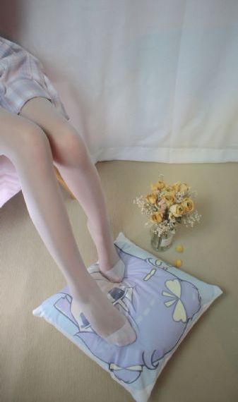 《卿本佳人》未删减版在线观看