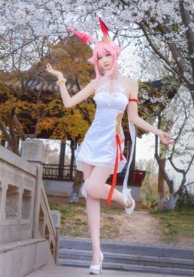 强行扒开小受双腿进入在线看